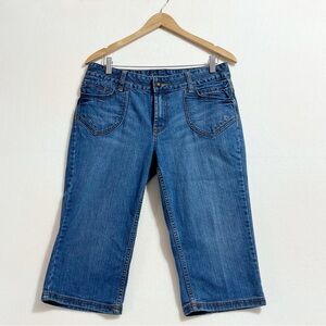 Dollhouse Y2K Capri Jeans Size 12 Mid Rise Cropped with Embroidered Pockets